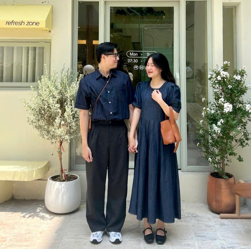 Vòng tay CUFF khắc tên mặt trong cho cặp đôi không rỉ